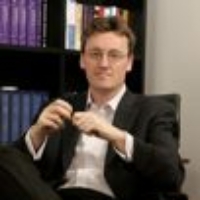 Profile photo of David MacMillan, expert at Princeton University