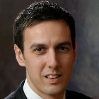 Profile photo of Eric Pop, expert at Stanford University