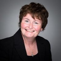 Profile photo of Fiona Powrie, expert at University of Oxford