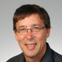 Profile photo of Jean-Pierre Perreault, expert at Université de Sherbrooke