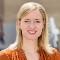 Profile photo of Lori Beckstead, expert at Ryerson University