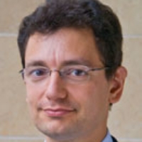 Profile photo of Nicolas Veron, expert at Peterson Institute for International Economics