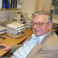 Profile photo of Walter Bodmer, expert at University of Oxford